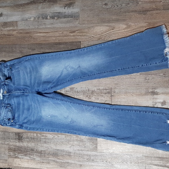 Kancan lightwash split frayed hem size 29 womens jeans - Picture 8 of 9